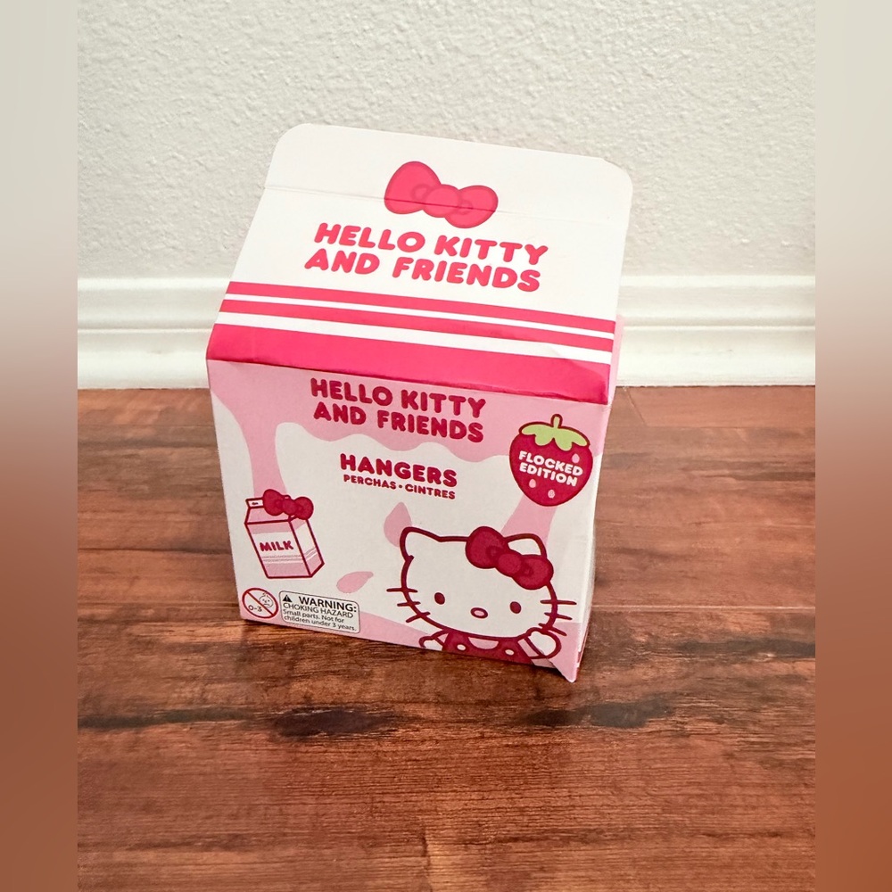 Hello Kitty Hangars Flocked Edition Blind Box Sealed